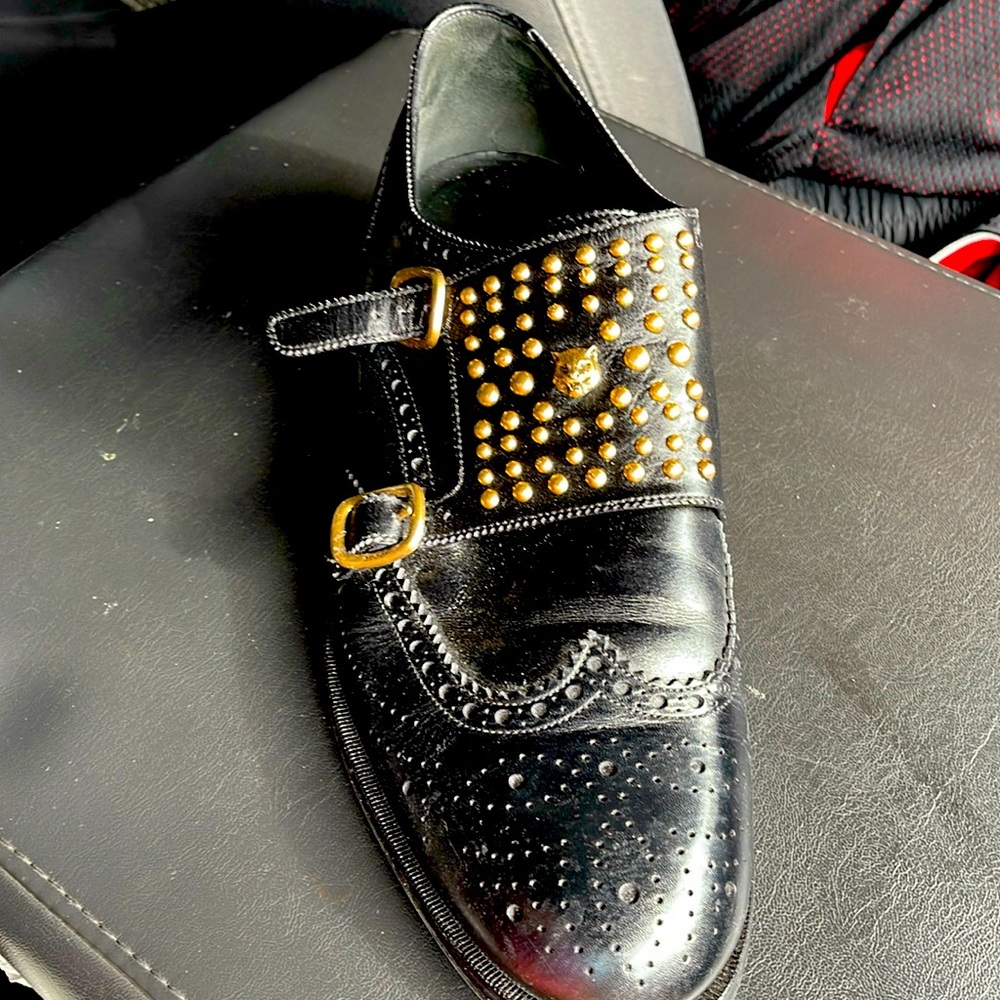 men fire gucci loafers
